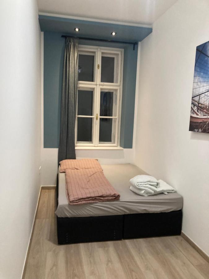 Roland Apartment Downtown - Korut Будапеща Екстериор снимка